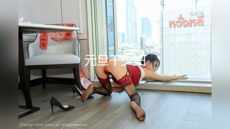 [MP4/229M]1/10最新 湖南美女主播和猥琐男啪啪竟是个极品白虎VIP1196