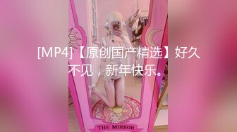 STP31812 穿情趣裝的美女狐狸精，全程露臉妩媚誘人，聽狼友指揮互動撩騷，揉奶玩逼自慰呻吟，表情好騷火辣豔舞別錯過