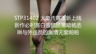 日式女友精彩3P伺候两个小哥哥，全程露脸两个鸡巴一起舔真骚啊，让小哥前插后入爆草蹂躏，乖巧听话又风骚